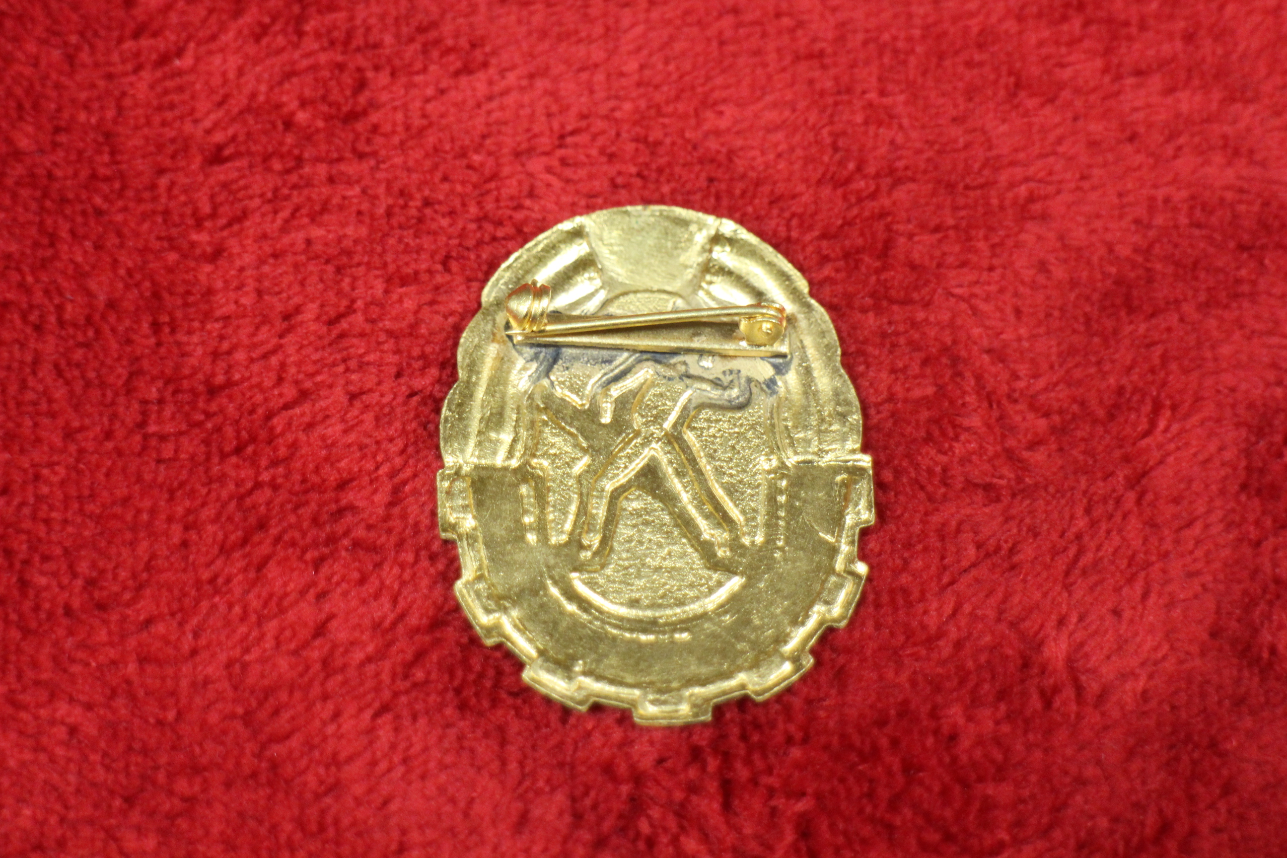 GST Mehrkampfabzeichen original